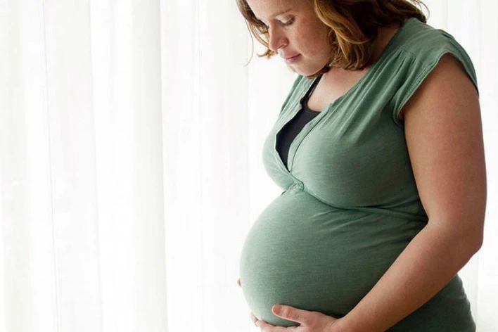 Porno royxatga olish Yirtilgan mushukning porno surati